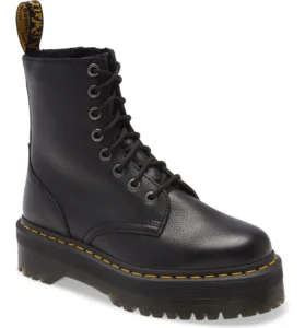 Black platform Dr. Martens